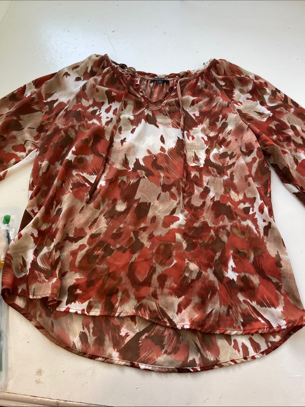 Apt 9 Medium 3/4 Sheer Orange White Patterned Professional Formal Top
